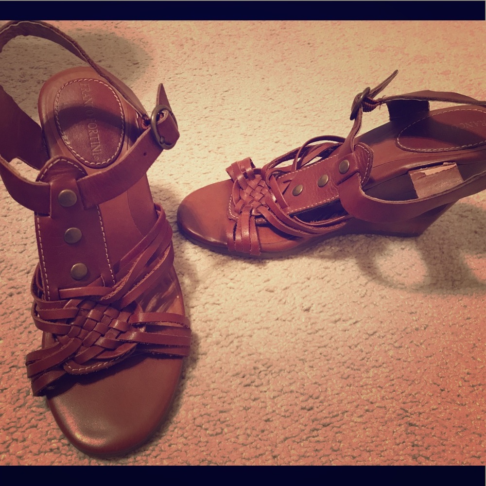 Brown wedges